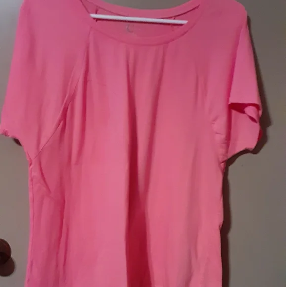 Top - Picture 1 of 2